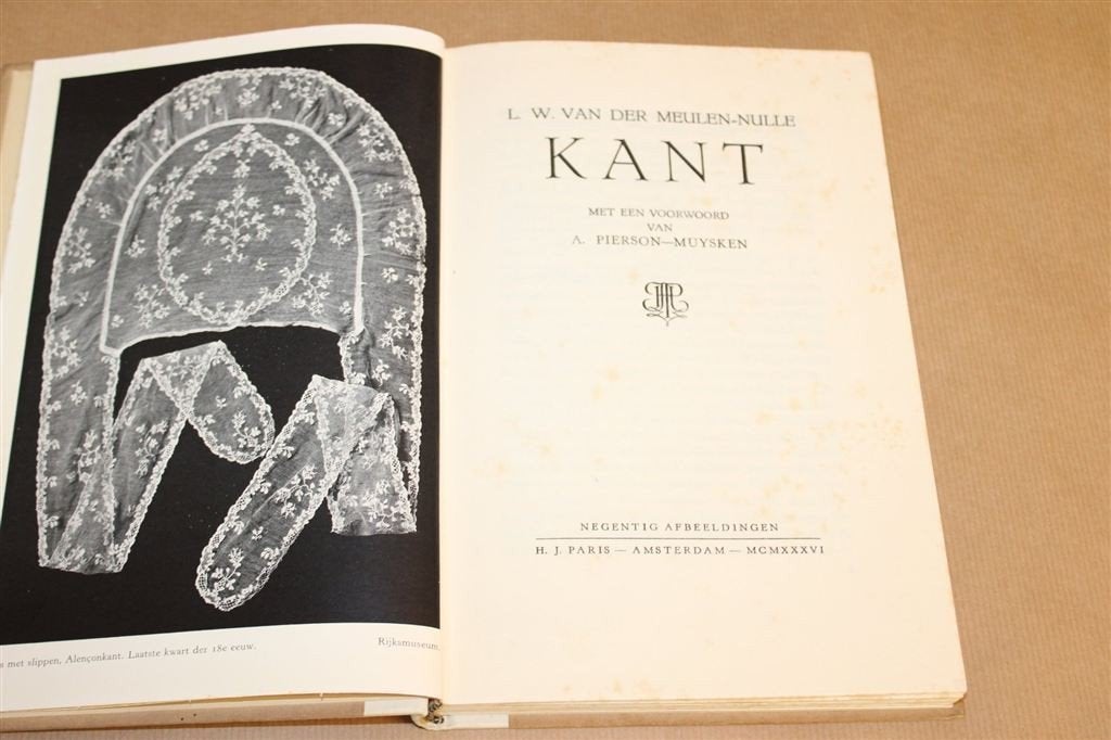 Kant — Kantsoorten & Technieken Vintage Boek 1936, Ophalen of Verzenden, Gelezen
