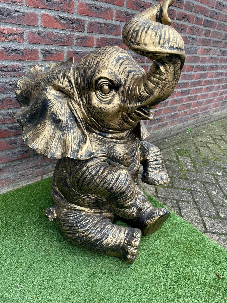 Zittende olifant, Ophalen, Nieuw, Dier