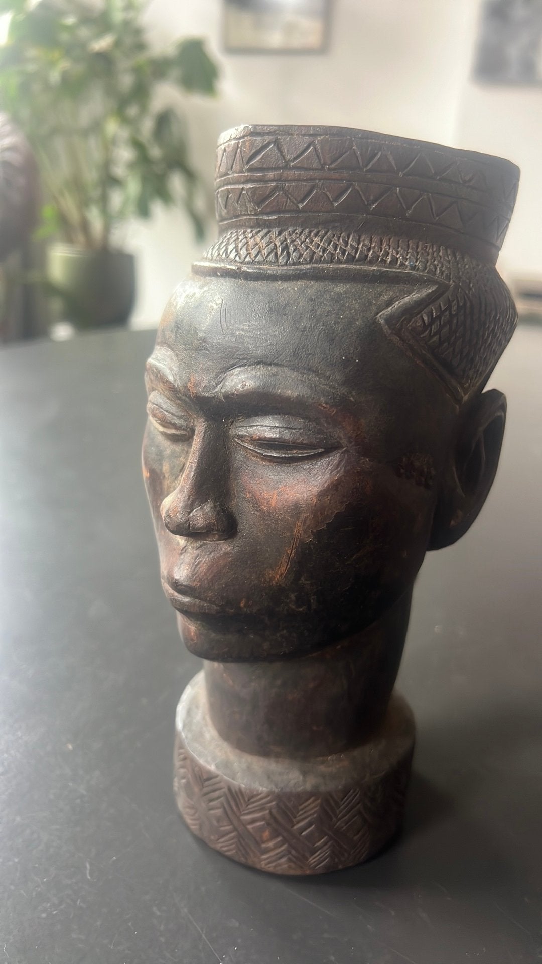 Handgesneden Kuba palmwijnbeker (Congo) - Afrikaanse kunst, Antiek en Kunst, Hout, Afrika, Ophalen of Verzenden, Houtsnijwerk