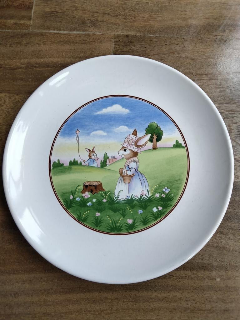 Decoratief bord met konijnen - Zo goed als nieuw, Ophalen of Verzenden, Zo goed als nieuw, Keramiek, Bord(en)
