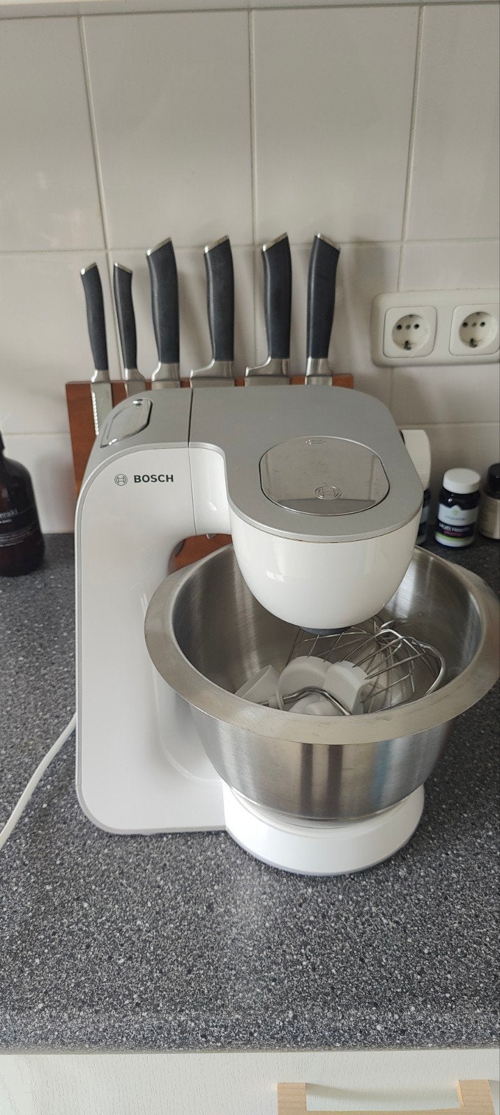 Bosch keukenmachine, 4 liter of meer, Ophalen of Verzenden, Zo goed als nieuw, 3 snelheden of meer