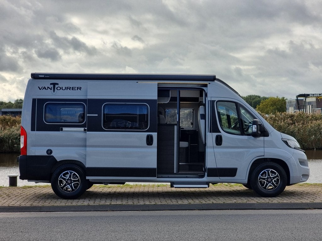 VANTourer 600 L lengteslaper, Caravans en Kamperen, Automaat, Ringverwarming, Fiat, Tot en met 2