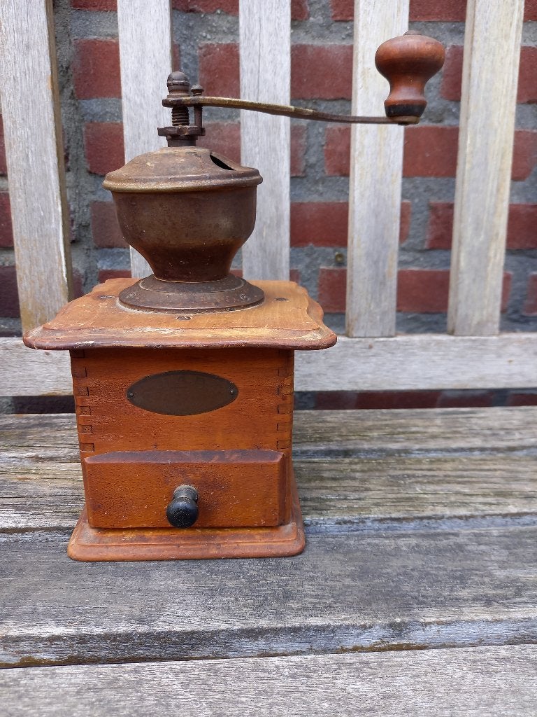 Brocante Koffiemolen 1, Ophalen of Verzenden