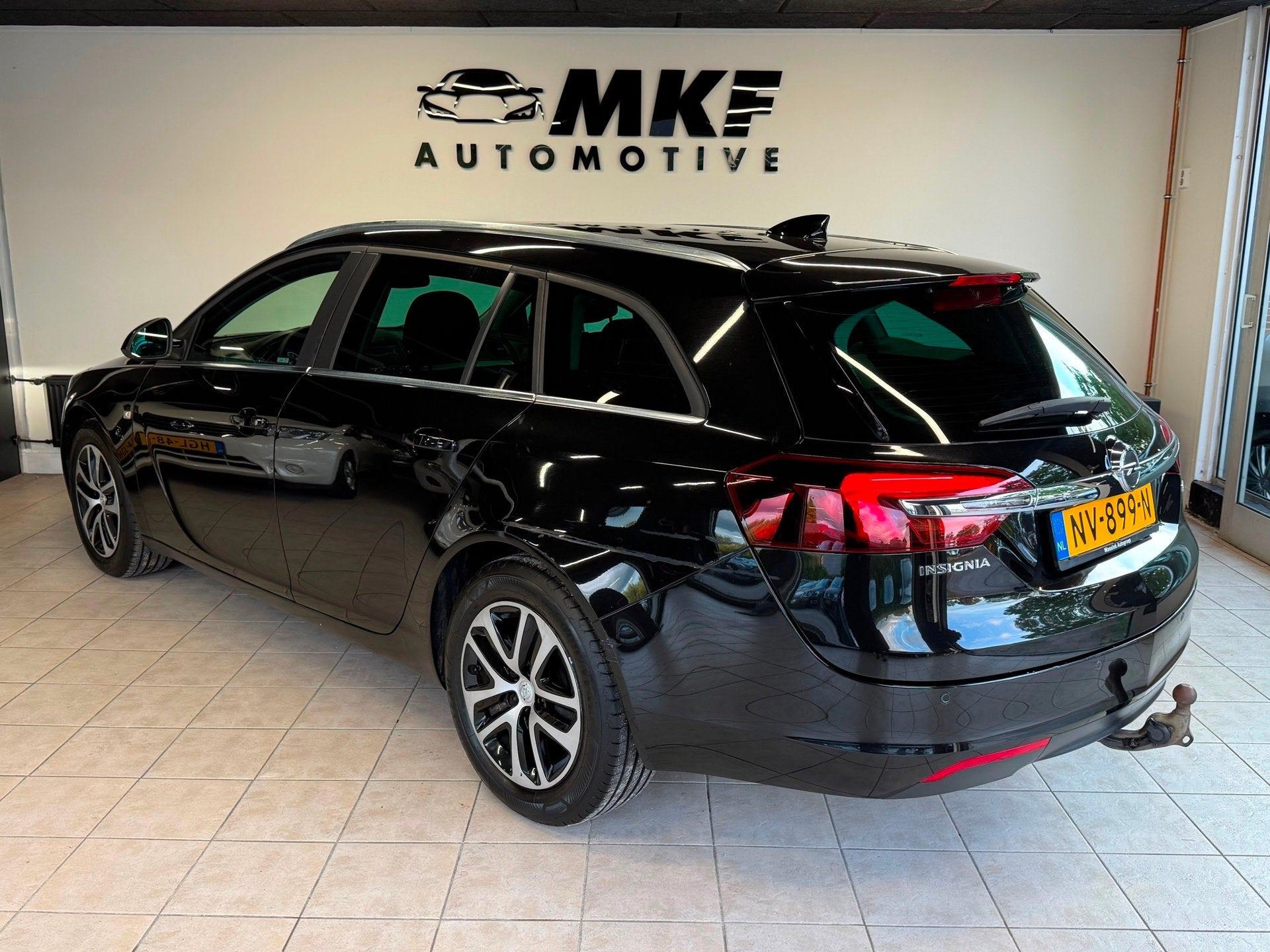 Opel Insignia Sports Tourer 1.6 CDTI EcoFLEX Business+ FULL!, Auto's, Voorwielaandrijving, Gebruikt, Euro 6, 4 cilinders