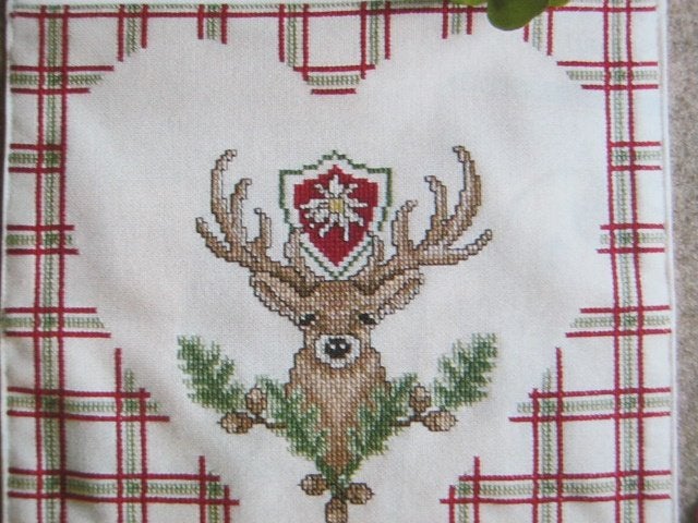Borduurpatroon  Hert     Zwitserland ruit  nr 5914, Verzenden, Nieuw, Handborduren, Patroon