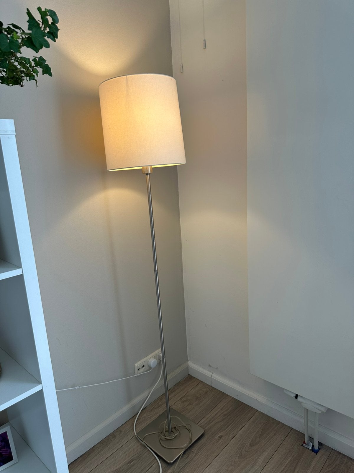Vloerlamp met kap, Huis en Inrichting, Lampen | Vloerlampen, Ophalen, 150 tot 200 cm