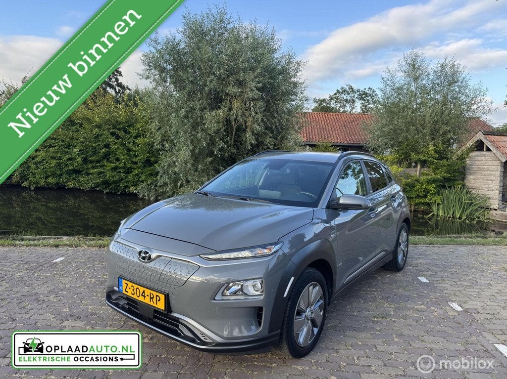 Hyundai Kona EV Comfort Smart 39 kWh | Stoelv. | Camera, Auto's, Hyundai, Gebruikt, Met garantie (alle), 39 kWh, 305 km