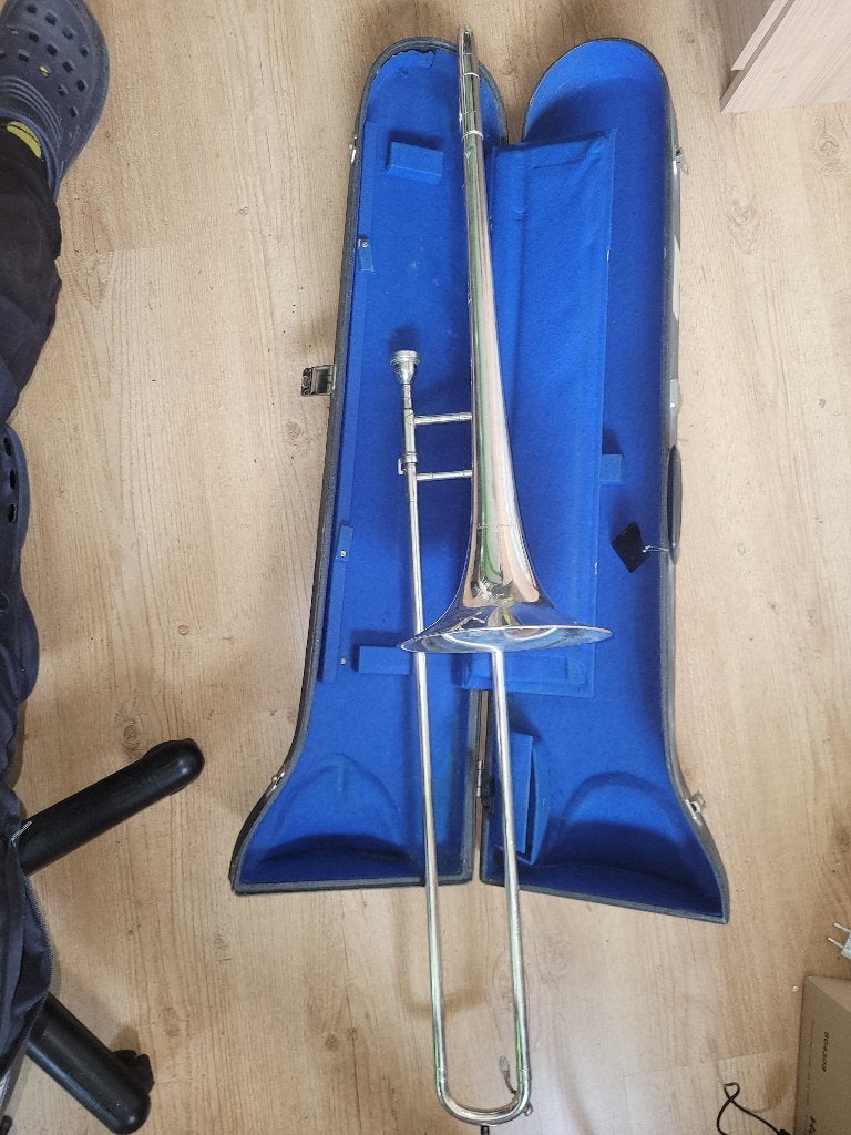 Tenor puzon Antoine Courtois mod. 132 m, Ophalen of Verzenden, Tenor