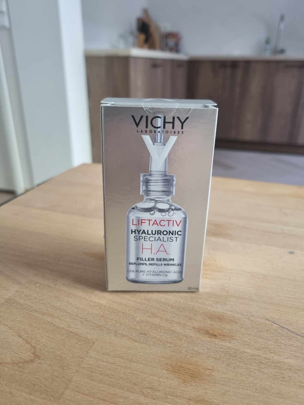 Vichy Liftactiv Hyaluronic Specialist HA Filler Serum, Ophalen of Verzenden, Nieuw, Gehele gezicht