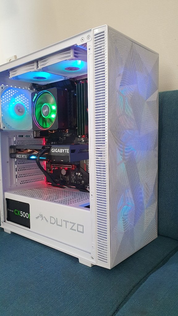 Foto 4 van RGB Gaming (Ryzen 5 5600 + 32GB + RTX3060Ti)