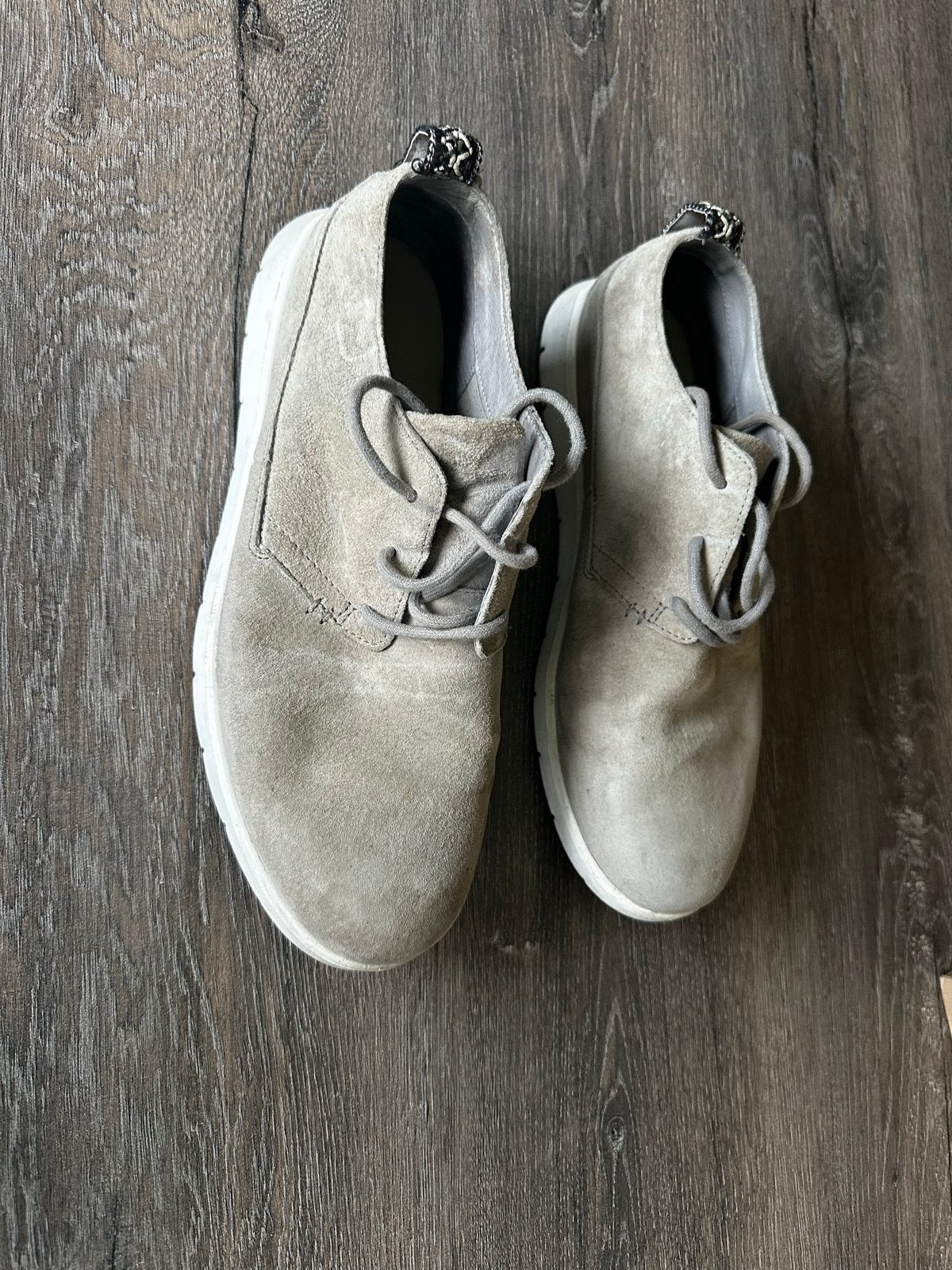 Ugg schoenen maat 43 - Gebruikt maar nog goed, Ophalen of Verzenden, Gedragen, Overige kleuren