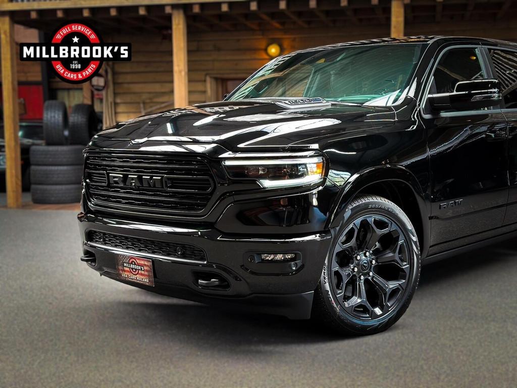 Dodge Ram 1500 5.7 V8 Limited Night E-Torque BPM VRIJ, Rambo, Auto's, Dodge, Automaat, 8 cilinders, 5654 cc, 402 pk