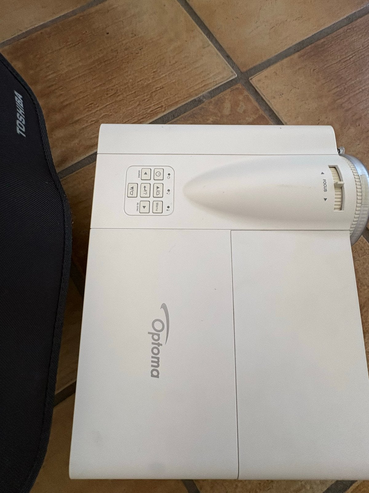 Optoma Beamer met Toshiba tas en HDMI kabel, Ophalen, Gebruikt, DLP, Overige resoluties