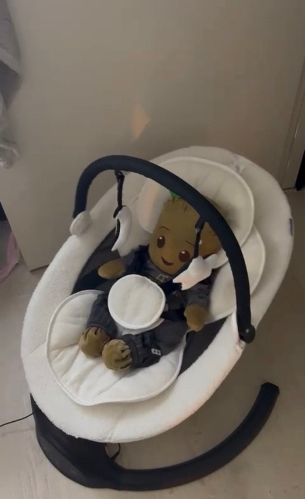 LUVION Electrisch Wipstoeltje - Comfort en Plezier voor Baby, Kinderen en Baby's, Wipstoeltjes, Wipstoel, Ophalen, Overige merken