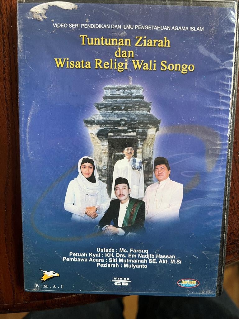 DVD Tuntunan Ziarah dan Wisata religi Wali Songo 2001, Alle leeftijden, Ophalen of Verzenden, Zo goed als nieuw