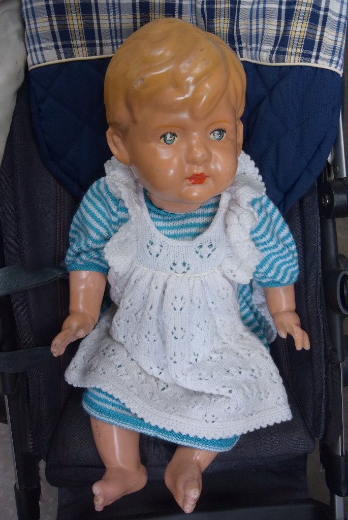 Papiermache Wildebras pop met slijtage, Verzenden, Gebruikt, Pop