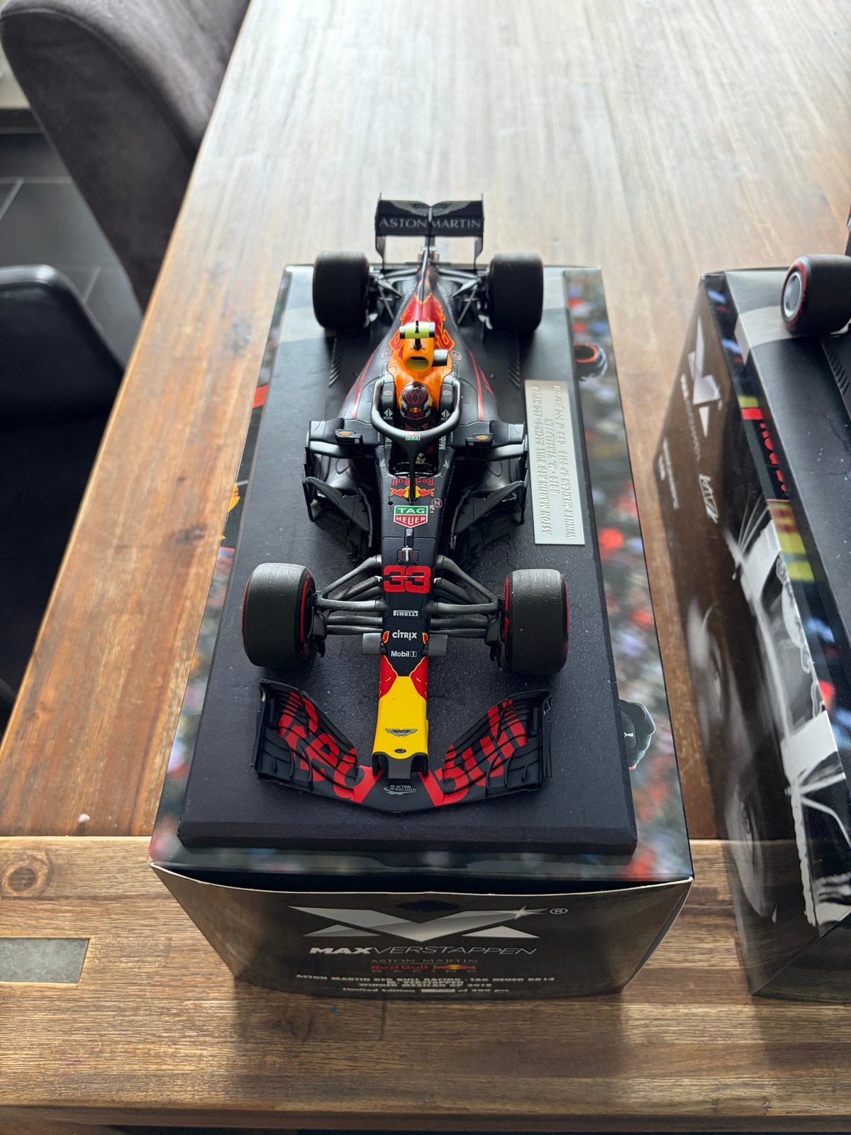 Max Verstappen Red Bull Racing RB14 Mexican GP 2018 Schaalmo, Ophalen of Verzenden, Zo goed als nieuw, Auto, MiniChamps