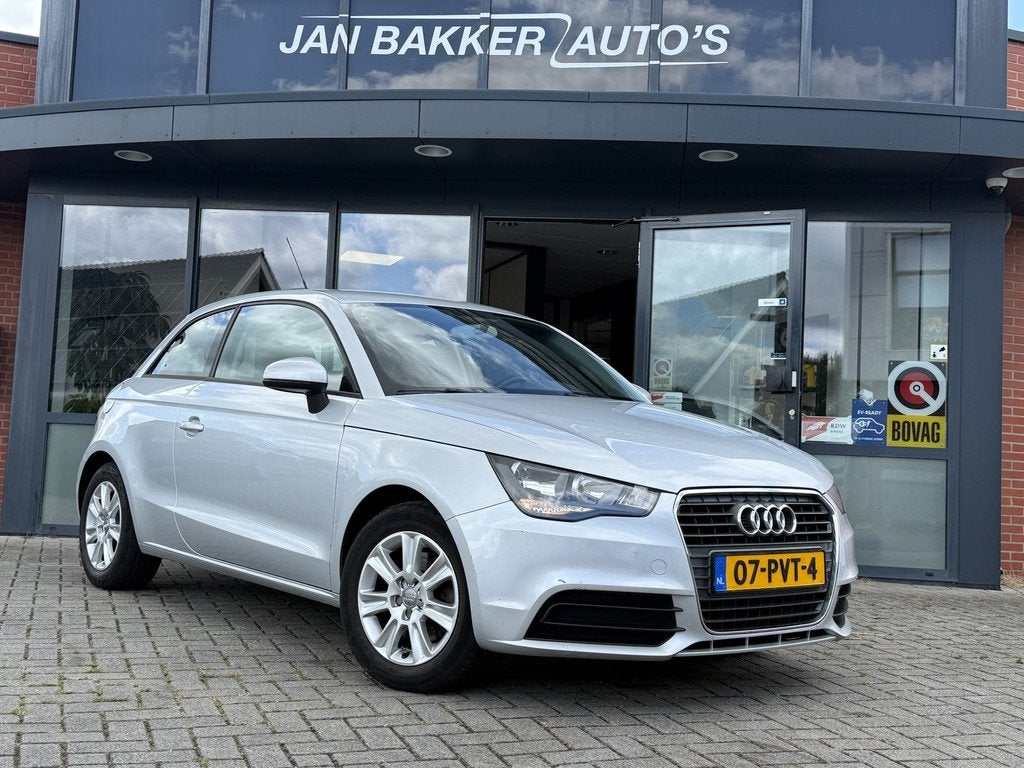 Audi A1 1.4 TFSI Attraction Pro Line PDC Airco Elec.ramen Cr, Voorwielaandrijving, Stof, Zwart, 4 stoelen
