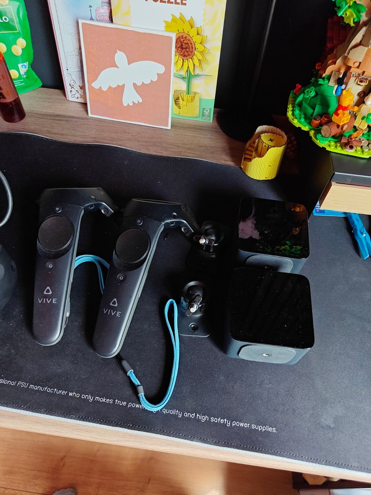 HTC Vive VR-bril met controllers en basisstations, Ophalen, Gebruikt, VR-bril, Pc