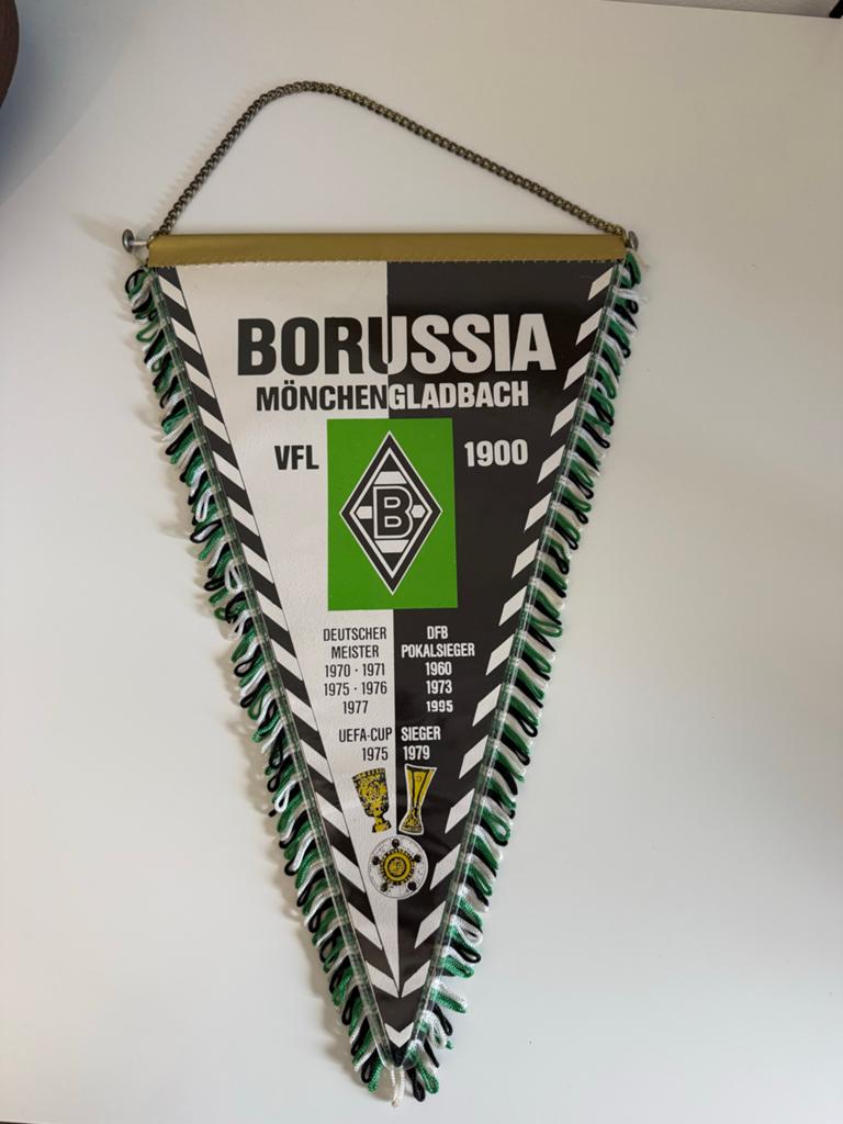 Borussia Mönchengladbach officieel vaantje, Verzamelen, Sportartikelen en Voetbal, Ophalen of Verzenden, Gebruikt, Buitenlandse clubs