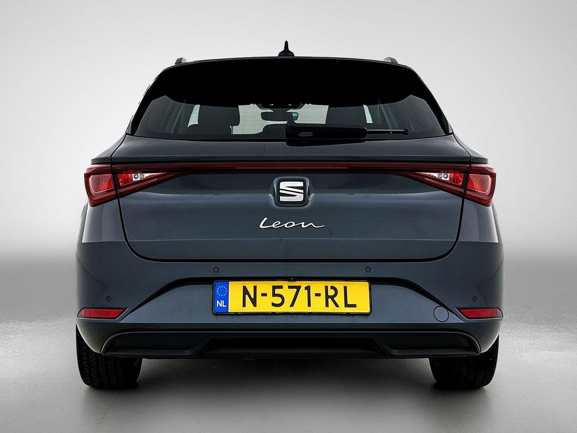 SEAT Leon Sportstourer 1.0 TSI Style Business Intense | BEAT, Auto's, Voorwielaandrijving, 12 maanden, Stof, Gebruikt