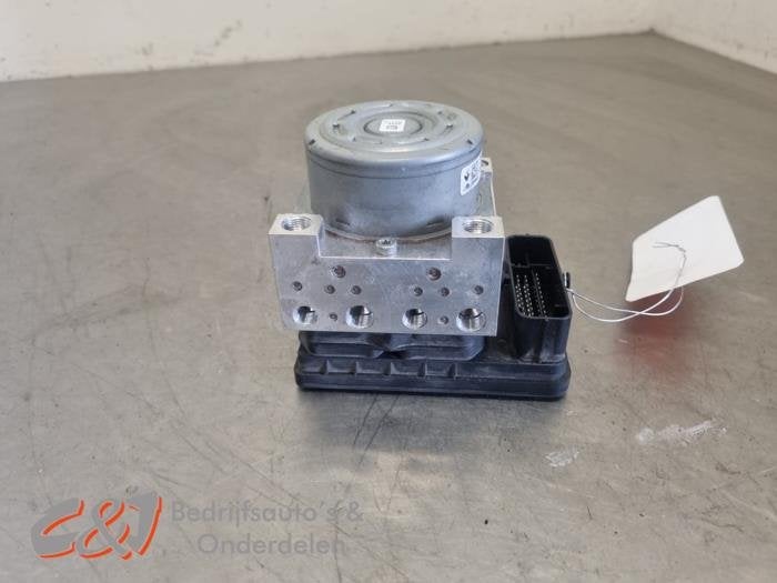 ABS Pomp van een Renault Express, Gebruikt, -, Renault, -
