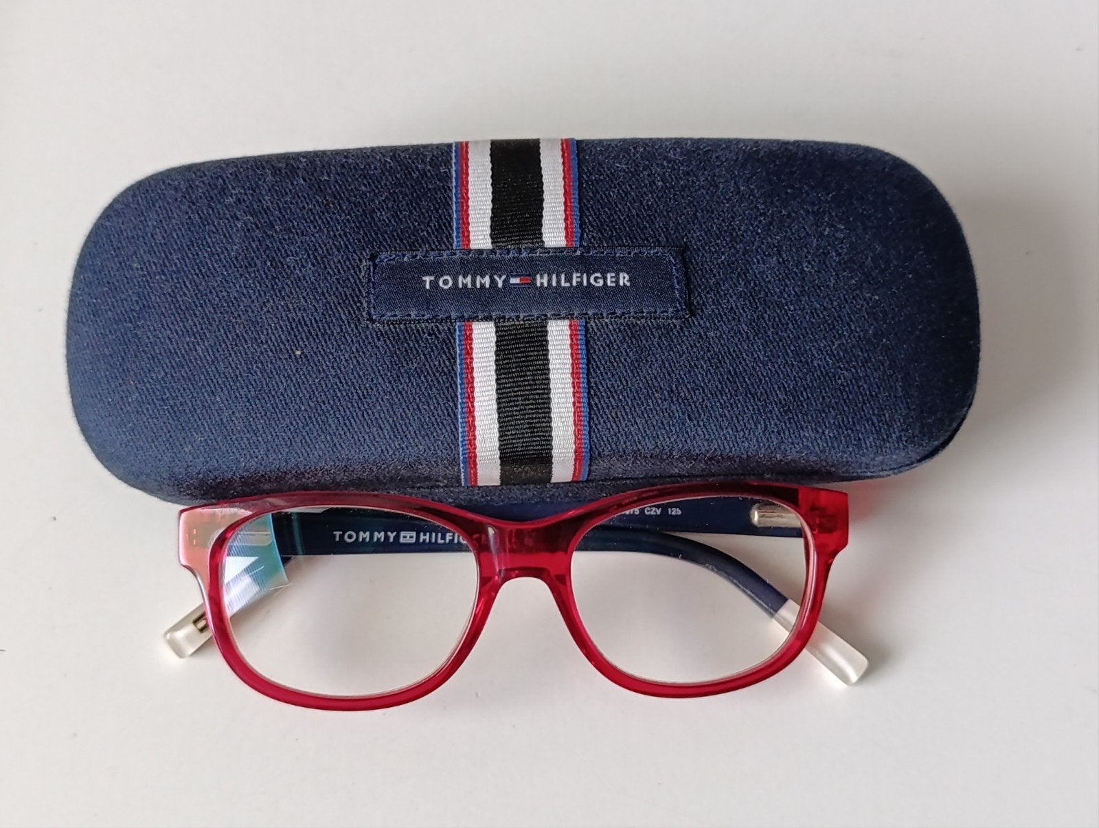Tommy Hilfiger leesbril met koker, Ophalen of Verzenden, Zo goed als nieuw, Leesbril, Overige merken