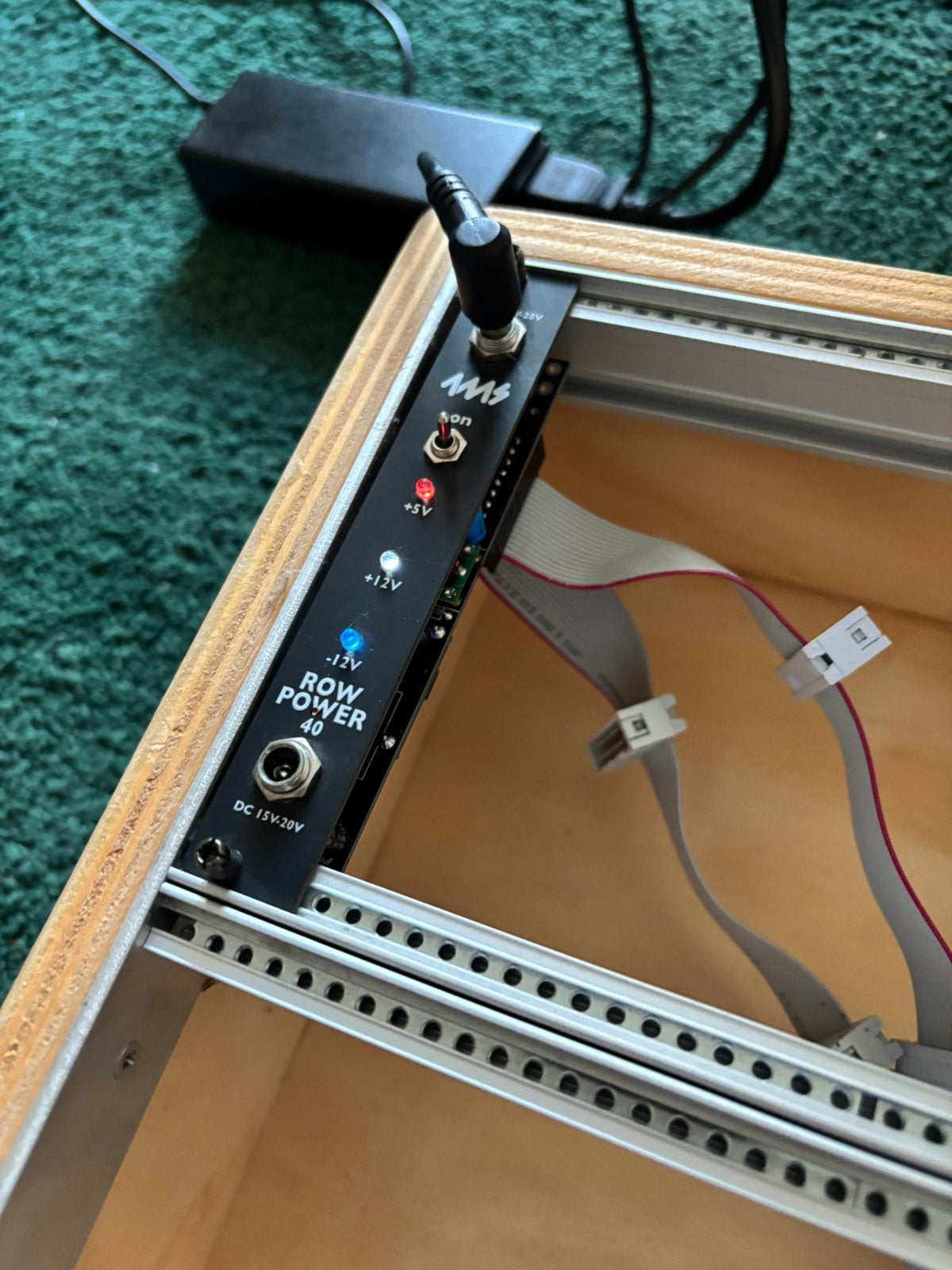 Eurorack - 4ms Row Power 40 en/of DIY 104hp 2x 6U case, Ophalen, Zo goed als nieuw, Overige instrumenten