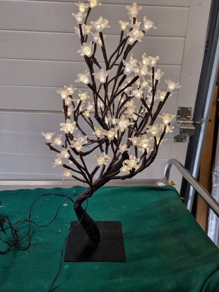 bloesemboom met verlichting groot, Ophalen of Verzenden, 'T Olde Gre-j, Info@toldegrej.nl, Endepoelstraat 20f Didam