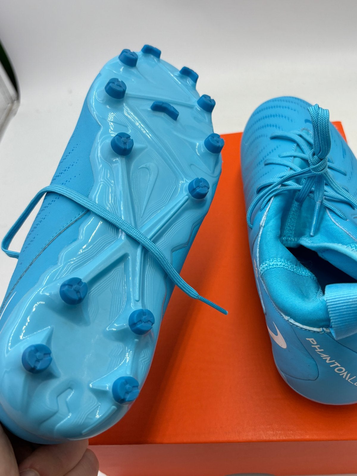 Nieuwe Nike Phantom Luna II Acad F/MG voetbalschoenen blauw, Sport en Fitness, Ophalen of Verzenden, Nieuw, Schoenen