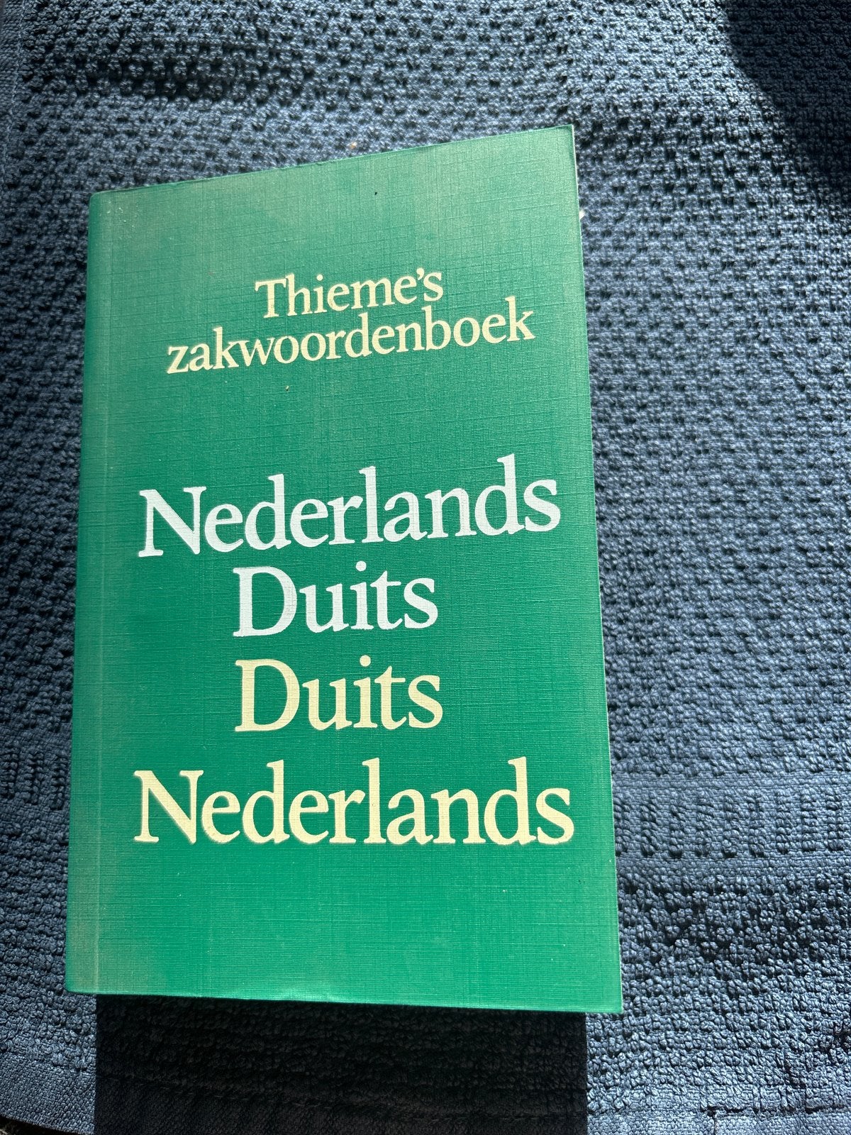Thieme's Zakwoordenboek Nederlands Duits, Ophalen of Verzenden, Zo goed als nieuw, Overige uitgevers, Nederlands