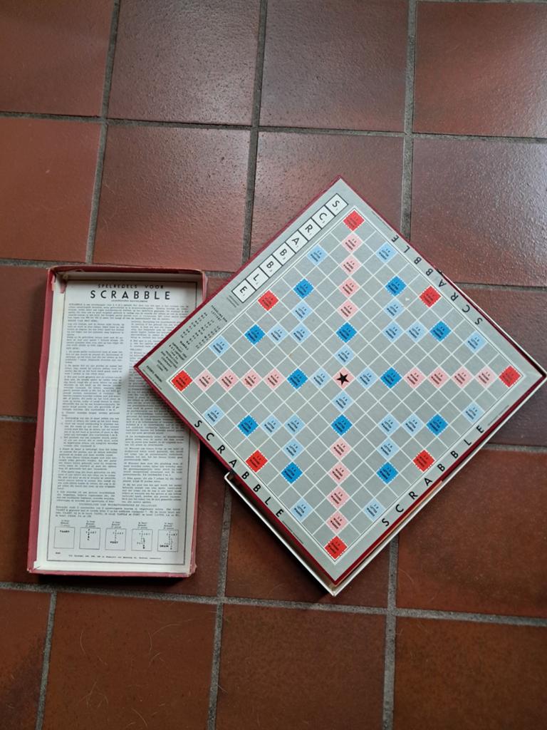 Origineel Oud Scrabble Bordspel - Vintage Woordspel, Hobby en Vrije tijd, Gezelschapsspellen | Bordspellen, Drie of vier spelers