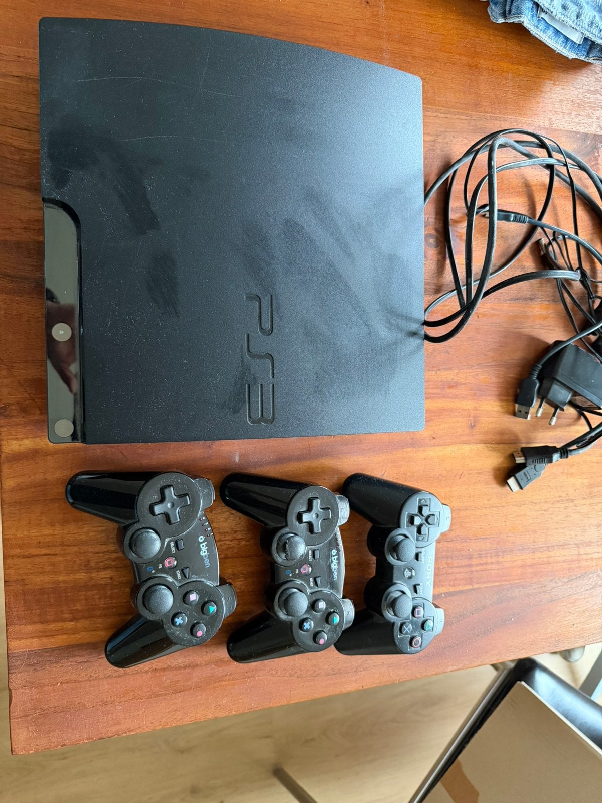 PlayStation 3 met 12 games, Spelcomputers en Games, Ophalen, Gebruikt, Met 3 controllers of meer, Slim