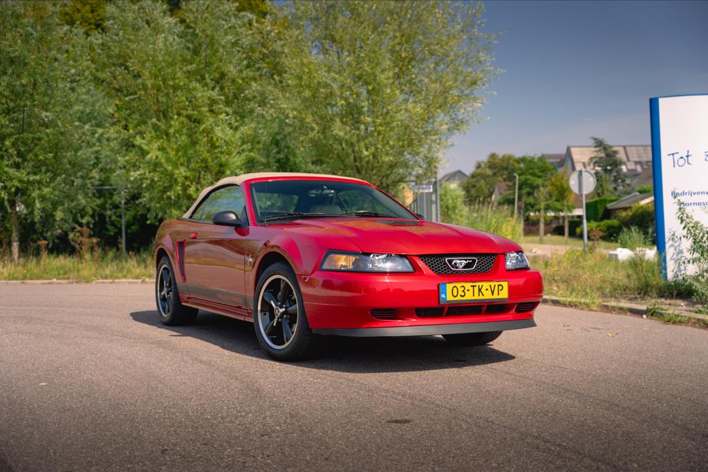 Ford Mustang 2001 Rood, 190 pk, Cabriolet, Mustang, Geïmporteerd