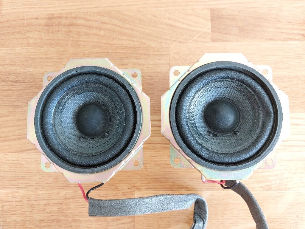 Set v. 2 stuks SONY 1-505-298-11 losse speakers luidsprekers, Audio, Tv en Foto, Overige typen, Ophalen of Verzenden, Zo goed als nieuw
