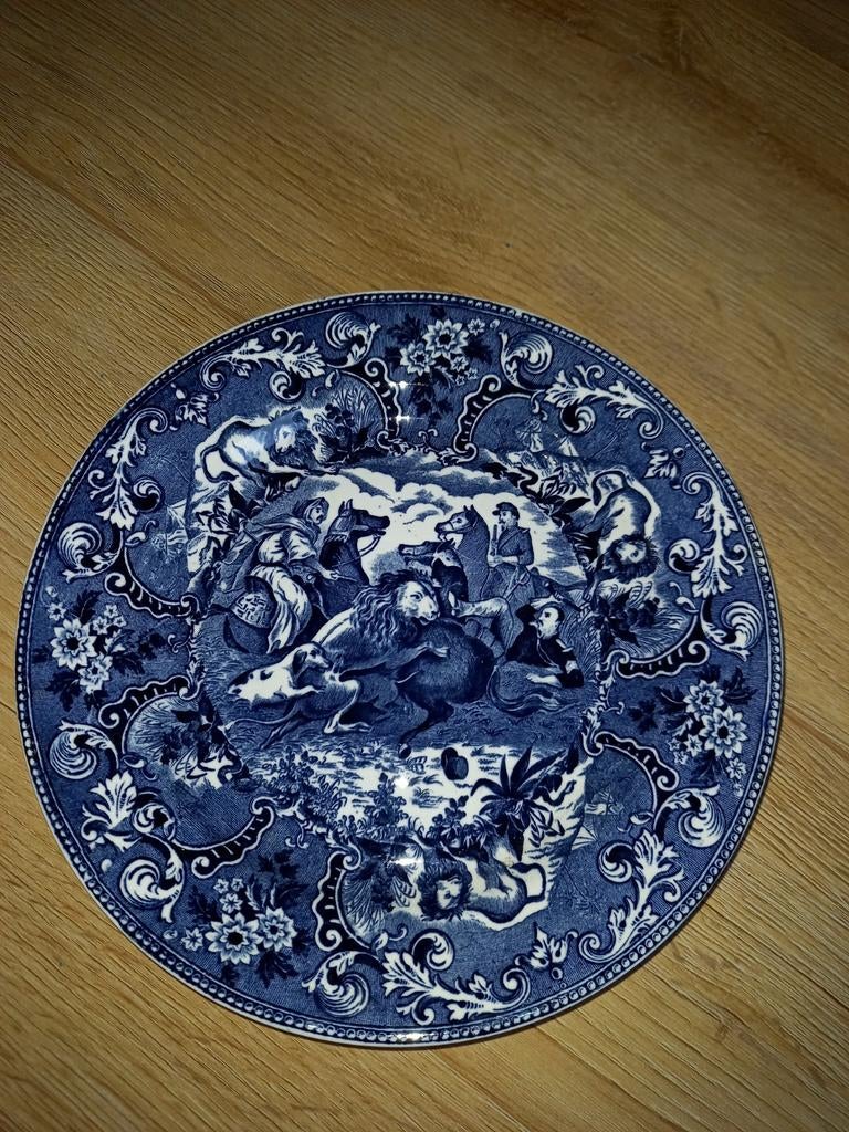 Bord met jachttafereel, Ophalen of Verzenden