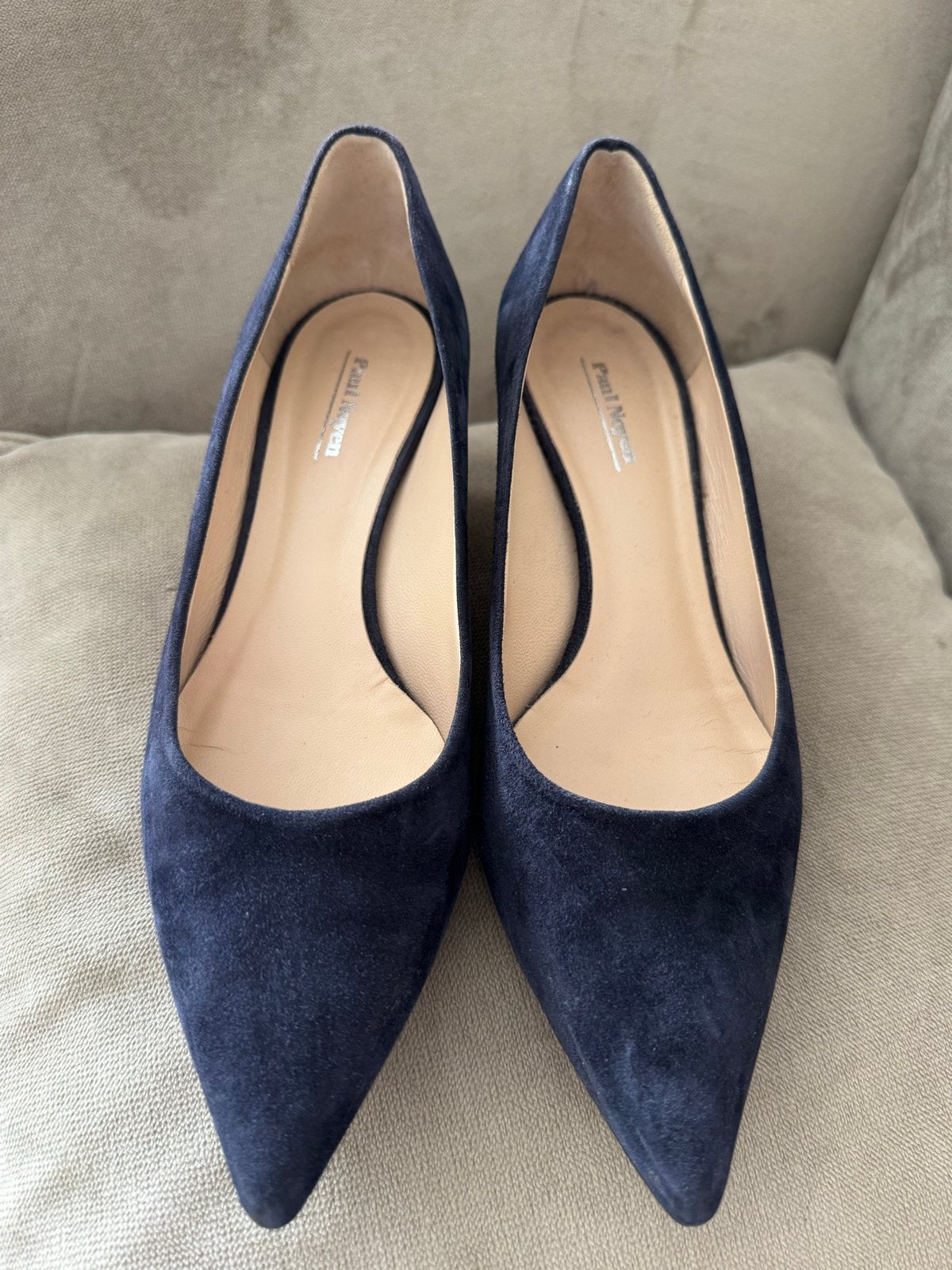 Paul Noyen suède pumps - Donkerblauw - Hakhoogte 6 cm, Kleding | Dames, Schoenen, Ophalen of Verzenden, Zo goed als nieuw, Blauw