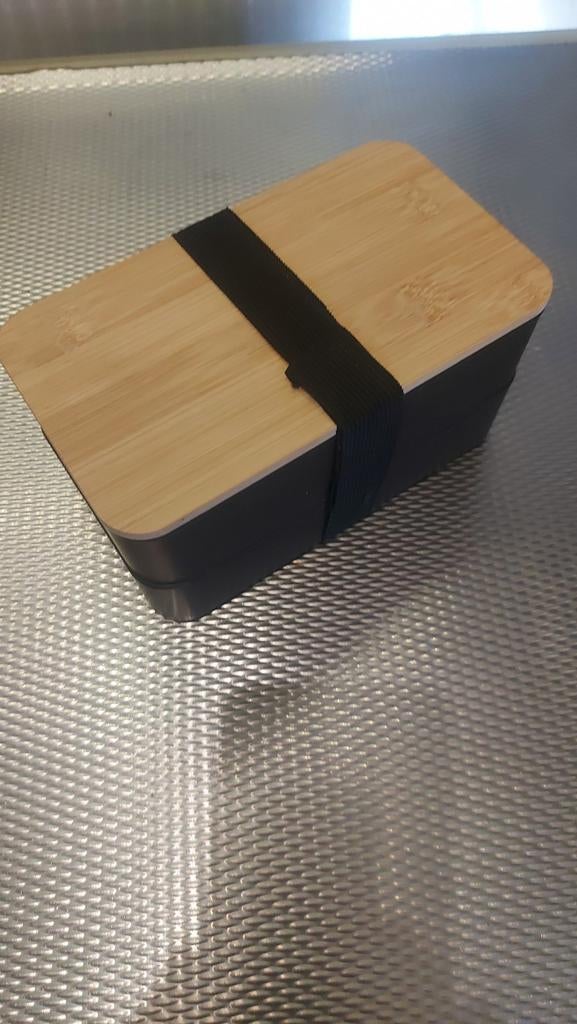 Japanse Bento Box Lunchbox met Vakjes - Zwart/Bamboe, Kunststof, Nieuw, Ophalen of Verzenden, Zwart