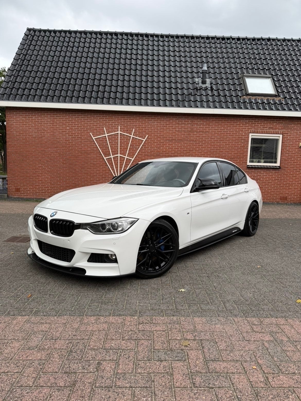 BMW 3-Serie 1.6 316I 2015 Wit, 1360 kg, 4 cilinders, Wit, Origineel Nederlands