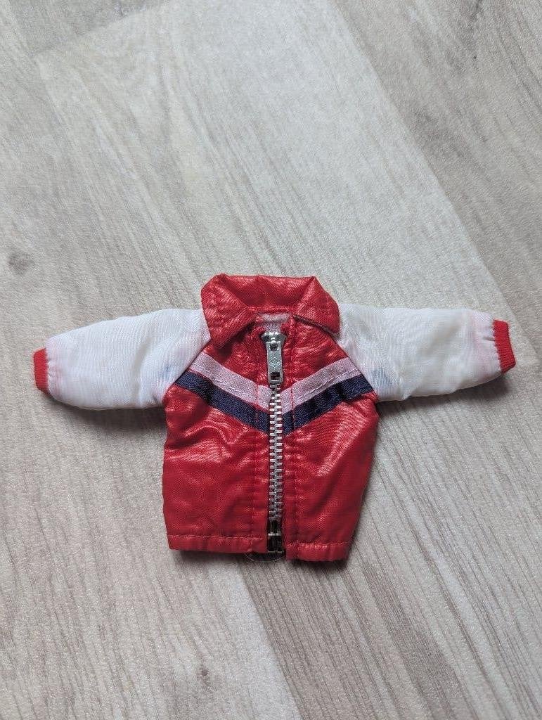Barbie vintage Sindy jasje, Ophalen of Verzenden, Gebruikt, Kleertjes