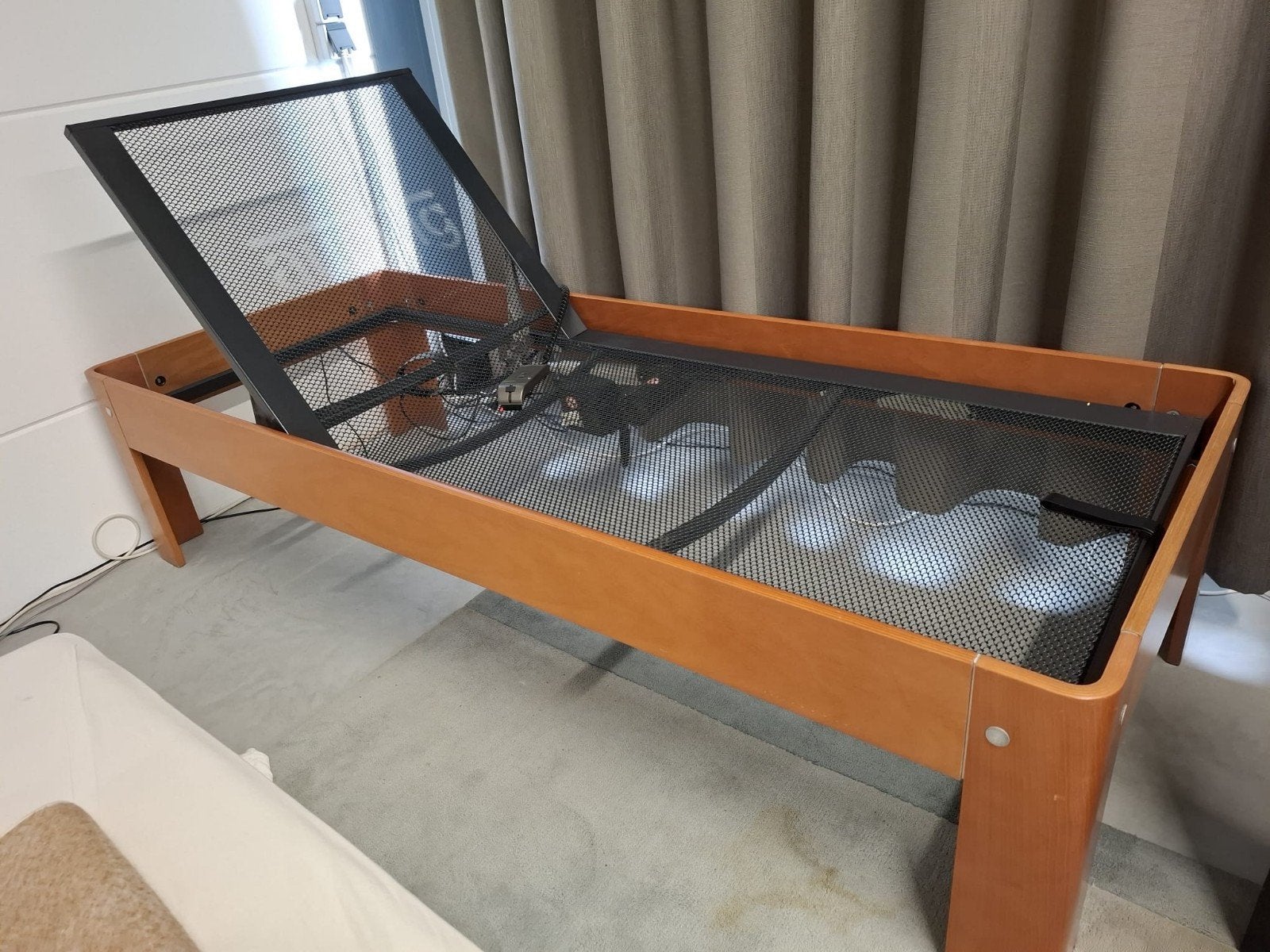 Eenpersoons Auping elektrisch bed, Huis en Inrichting, Slaapkamer | Bedden, Ophalen, Eenpersoons, 80 cm, Hout
