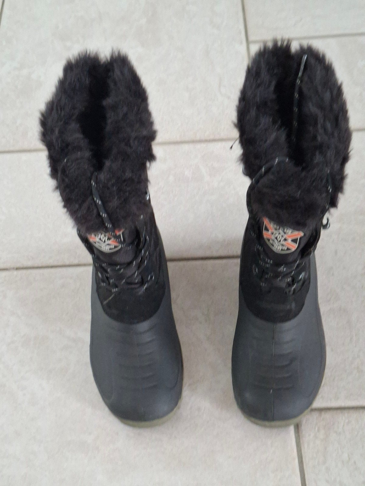 HUMAN  NATURE  ARCTIC SNOW BOOTS MAAT 37 / 38 €25, Ophalen of Verzenden, Zo goed als nieuw, Zwart, Snowboots