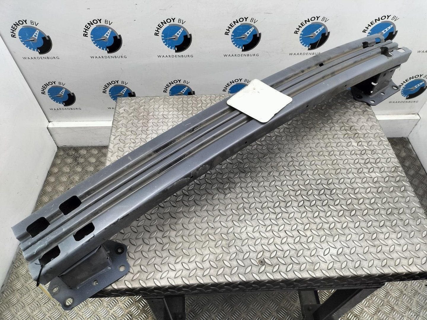 NISSAN QASHQAI J12E BUMPERBALK ACHTER 2025, Gebruikt, Ophalen of Verzenden, Stiba lid, Achter