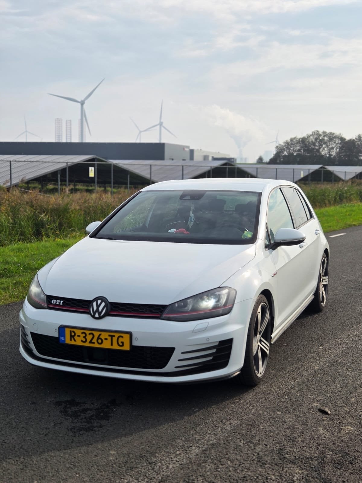 Volkswagen Golf 2.0 TSI 169KW  5D DSG 2014 Wit, Auto's, 4 cilinders, 1984 cc, Wit, 1324 kg