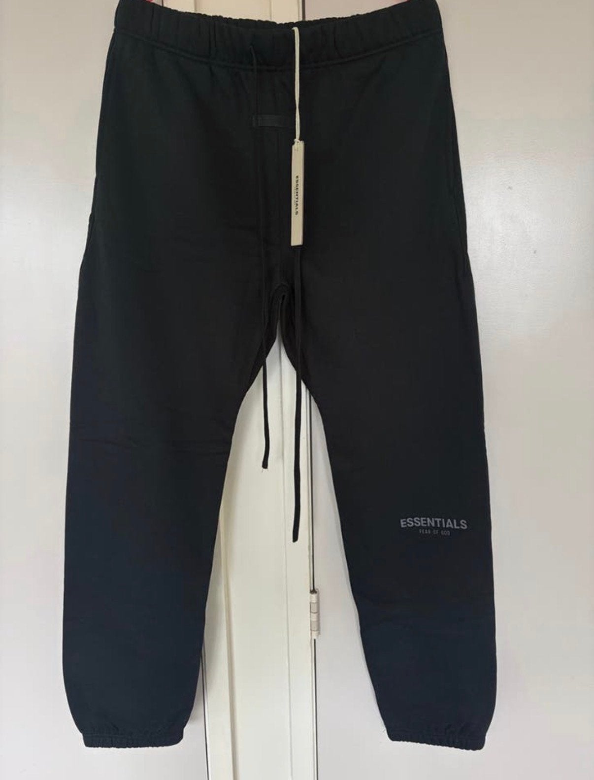 Essentials Fear of God Joggingbroek Zwart Maat L, Ophalen of Verzenden, Nieuw, Maat 52/54 (L), Zwart