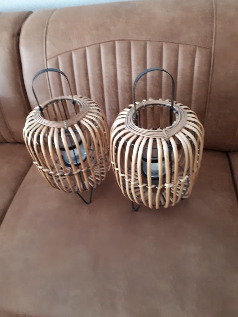 2 grote rotan waxinelicht houders., Ophalen, Zo goed als nieuw, Overige materialen, Minder dan 25 cm