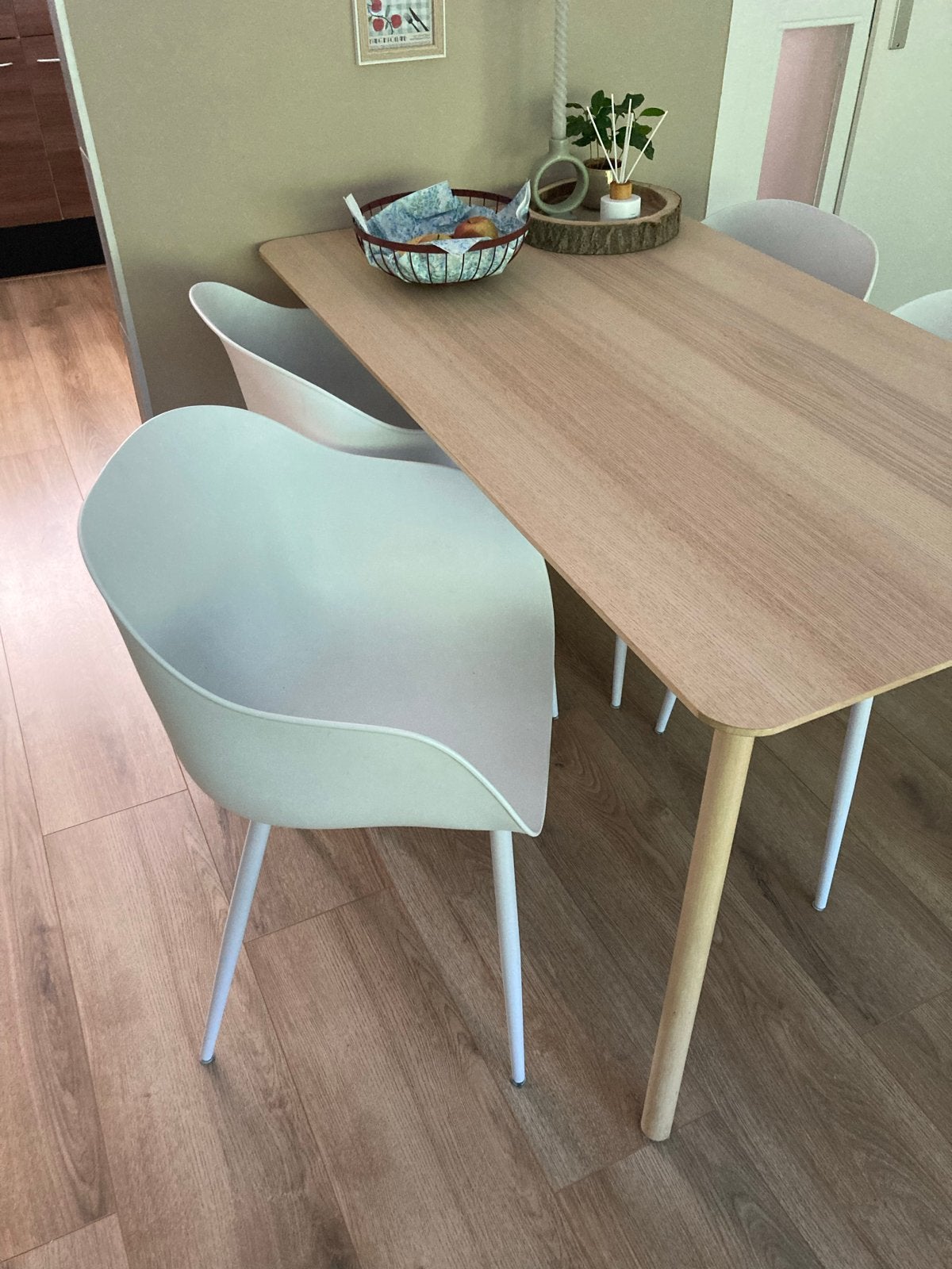 4x Witte kuipstoel met metalen frame - Zithoogte 39 cm, Huis en Inrichting, Stoelen, Ophalen, Kunststof, Gebruikt, Wit