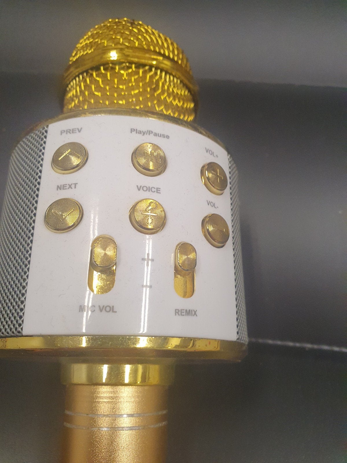 Draadloze Karaoke Microfoon met Speaker - Goud, Muziek en Instrumenten, Microfoons, Gebruikt, Zangmicrofoon, Draadloos, Ophalen of Verzenden