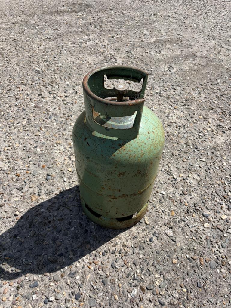 Gasfles leeg, Ophalen, Gebruikt