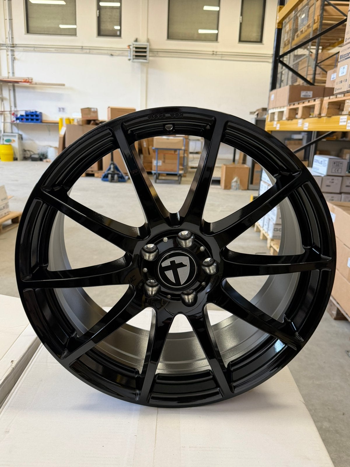 NIEUWE velgen 19” met winterbanden (ook los te koop), 19 inch, 245 mm, Banden en Velgen, Nieuw